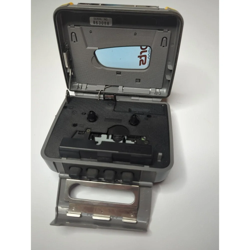 Vtg Sony Sports Walkman WM-FS191 Yellow AM/FM Cassette Player Tested